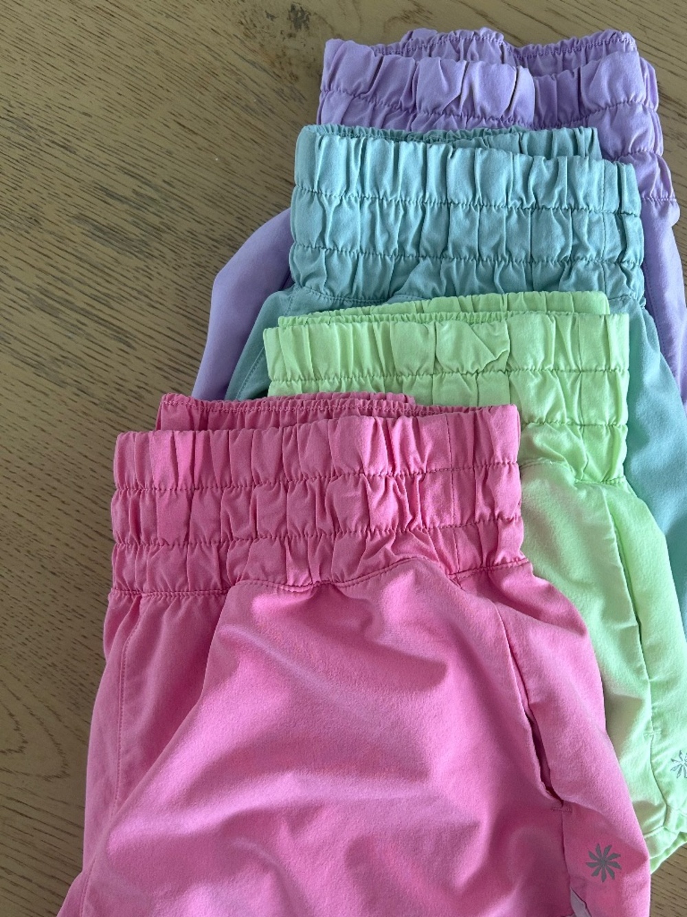 Athleta girl run free shorts